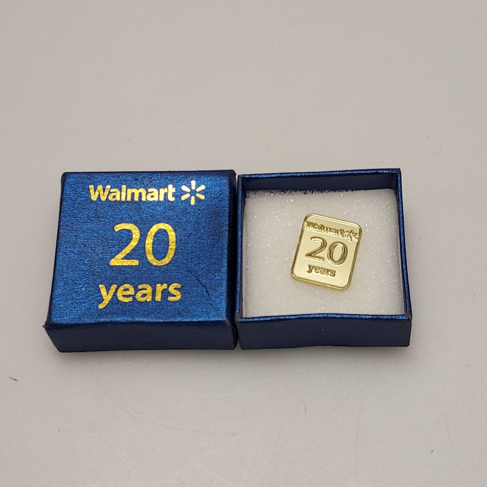 WALMART VTG Employee GOLD TONE 20-year milestone service pin NOS In original box